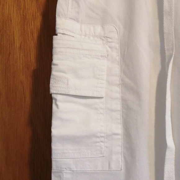 Caribbean Joe ,ladies  capris ,,size..4 petite - Picture 4 of 11